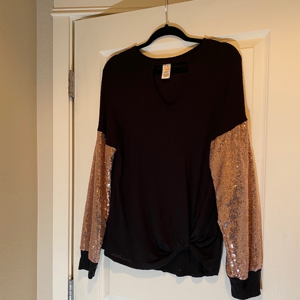 7th Ray Rose Gold Sequin Balloon Sleeve Top